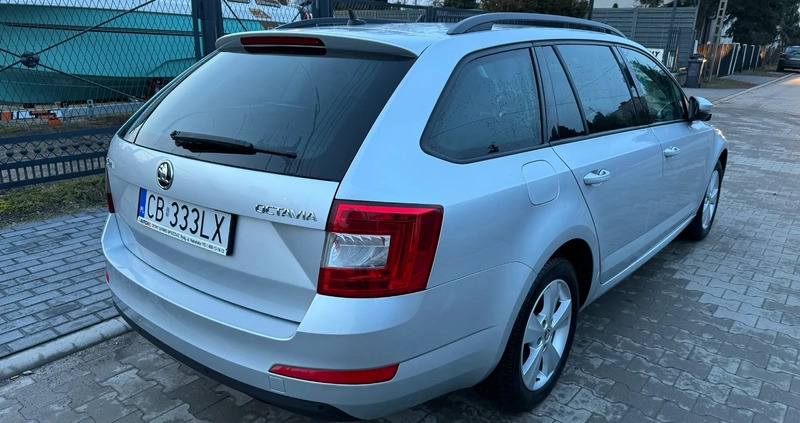 Skoda Octavia cena 47900 przebieg: 138171, rok produkcji 2015 z Bydgoszcz małe 106